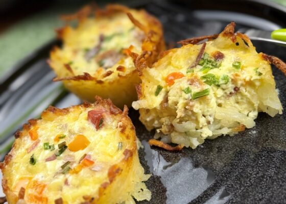 Loaded Hash Brown Breakfast Muffins